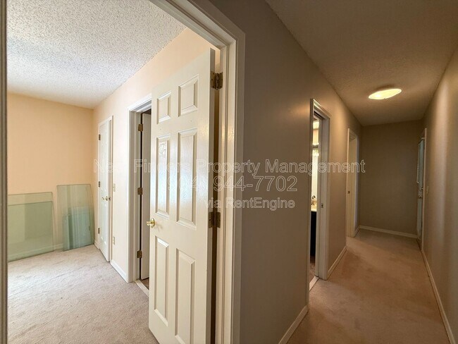 Building Photo - 2217 Hammock Oaks Dr N