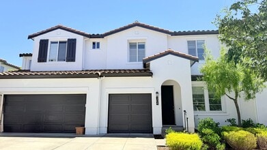 Building Photo - Beautiful 4BD/3BA, Two-Story Townhome in Alamo Creek, Danville- Available NOW!