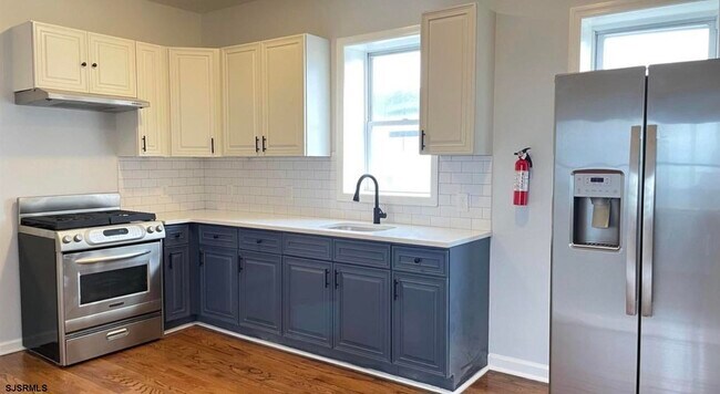 Building Photo - 222 S Rhode Island Ave