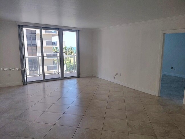 Building Photo - 5701 Collins Ave