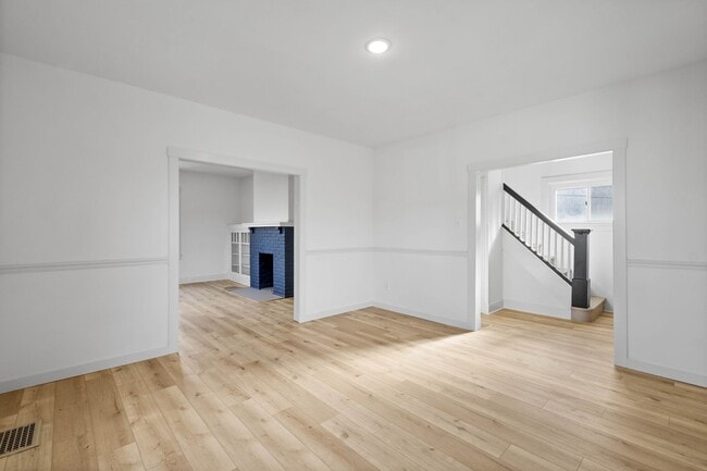 Building Photo - Start the New Year in a new home! This FULLY RENOVATED 3-bedroom in Penn Hills is ready and waiti...