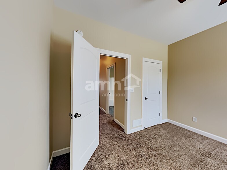 Building Photo - 2927 Keeley Cv