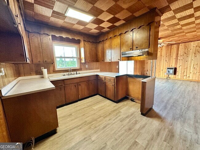 Building Photo - 1233 GA-120
