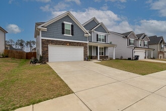 Building Photo - 453 Arrowwood Dr