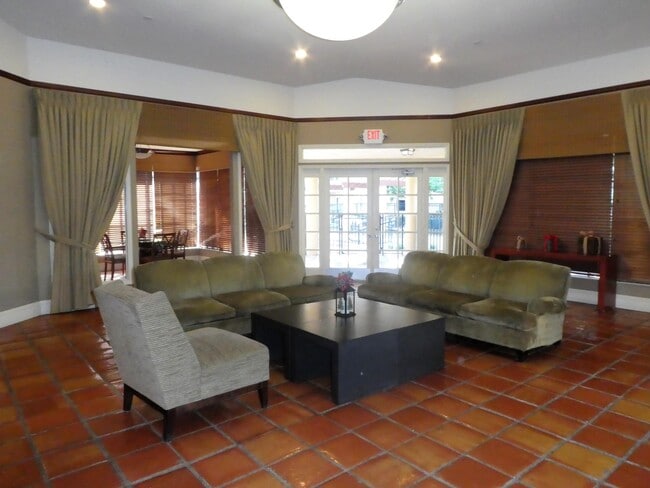 Building Photo - 9022 W Atlantic Blvd