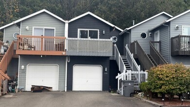 Building Photo - 1336 Olney Ave