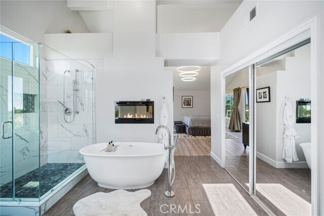 Building Photo - 14 Glastonbury Pl