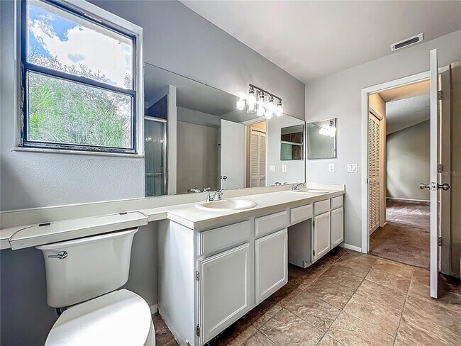 Building Photo - 3405 Spotted Fawn Dr