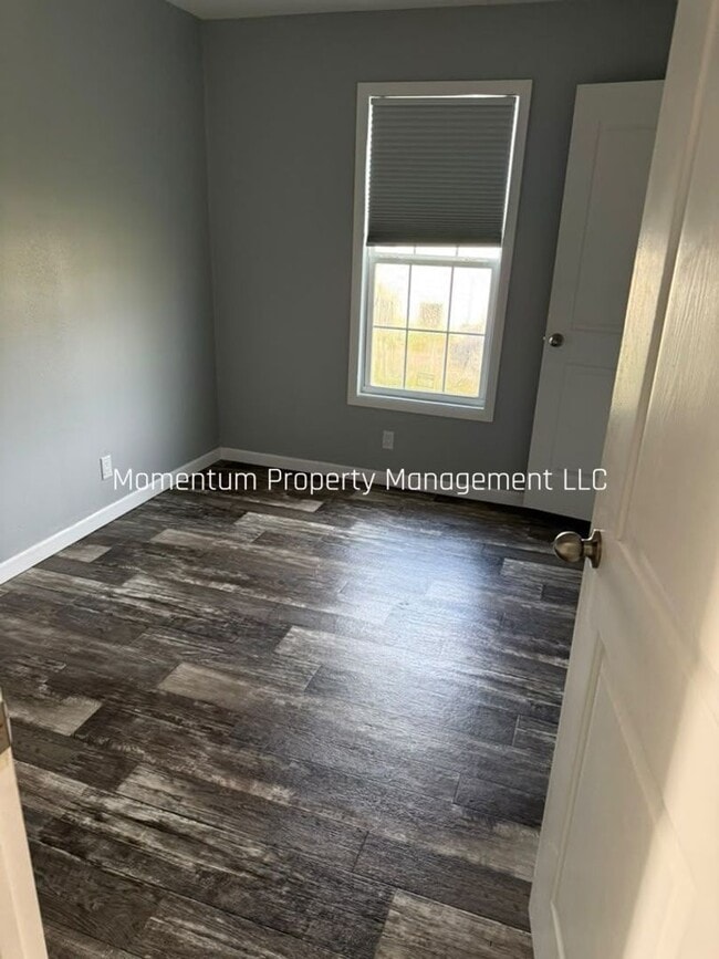 Building Photo - 16112 La Bella St