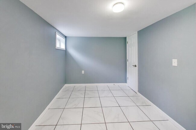 Building Photo - 7215 Normandy Ln