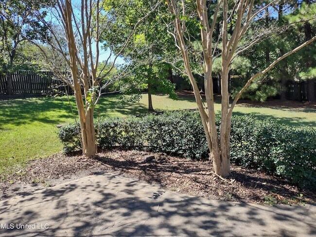 Building Photo - 336 Pebble Creek Dr
