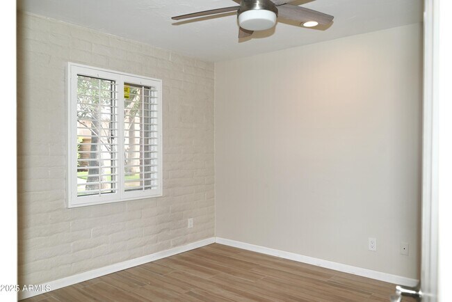 Building Photo - 3066 N 32nd St