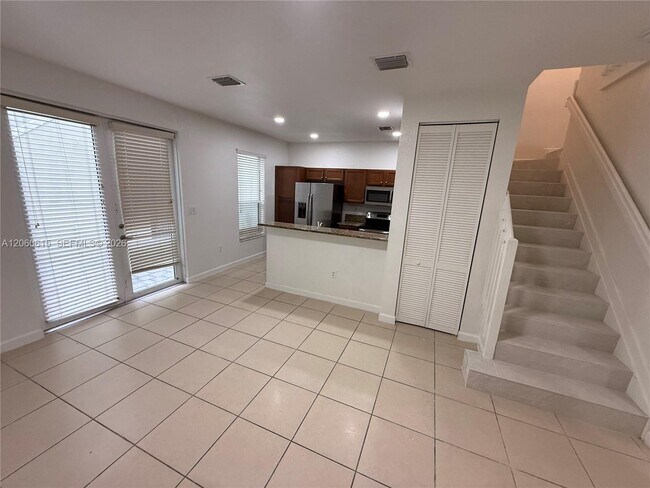 Building Photo - 9465 SW 171st Ct