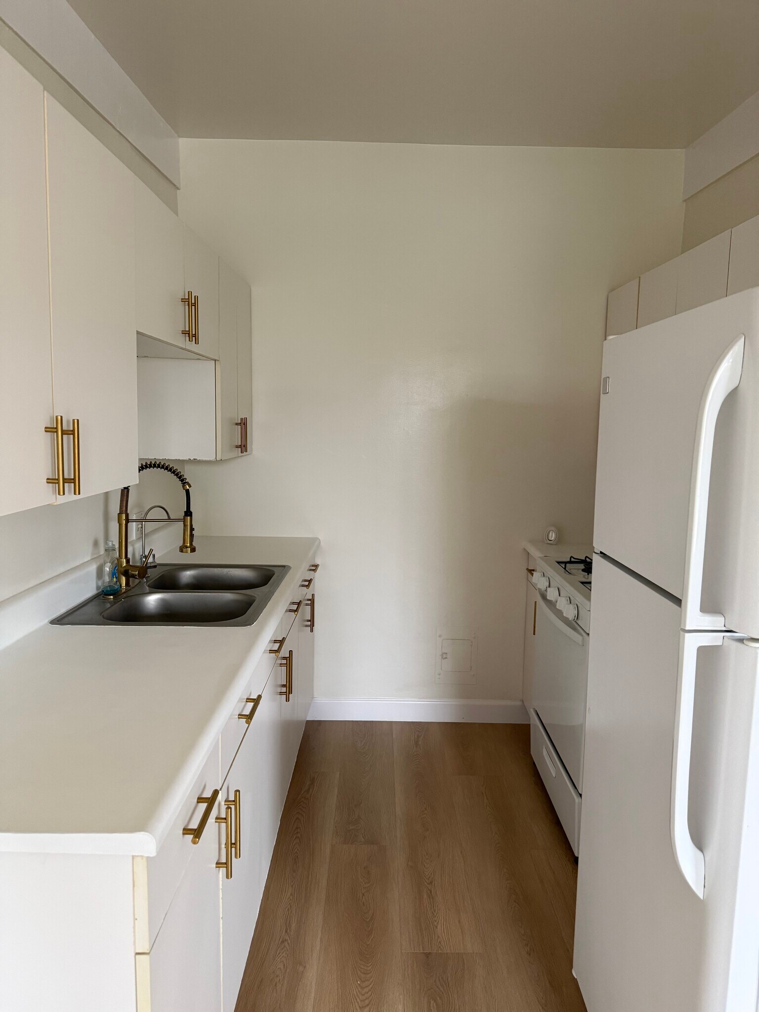 Building Photo - 1929 N Commonwealth Ave