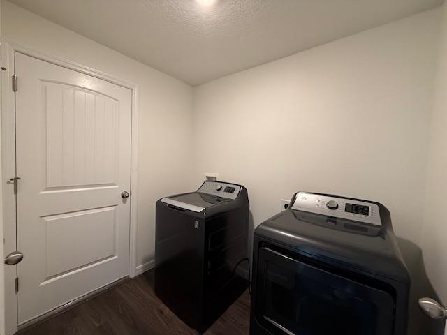 Building Photo - 140 Nadell Ave NW