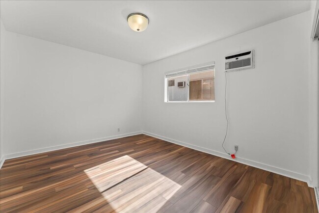 Building Photo - 7733 Laurel Canyon Blvd