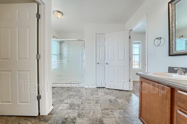 Building Photo - 2273 Saddle Back Ct