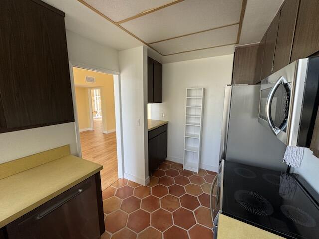 Building Photo - 837 N Calle De Pinos