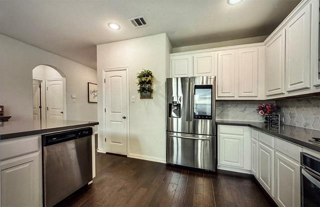 Building Photo - 1621 Frankford Dr