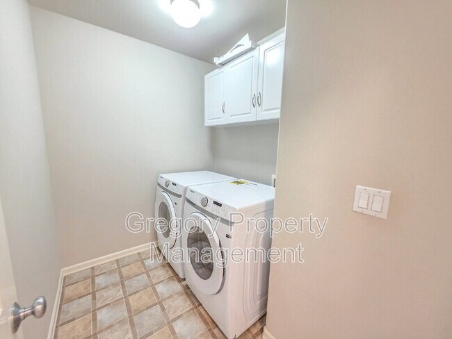 Building Photo - 15327 128th Ave NE
