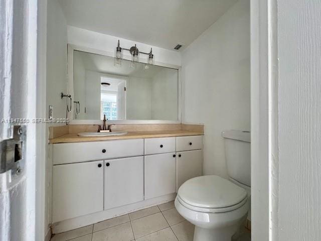 Building Photo - 2016 Bay Dr