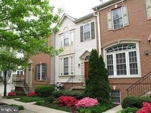 Building Photo - 8176 Skelton Cir