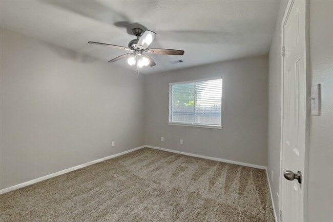 Building Photo - 14515 Enola Dr