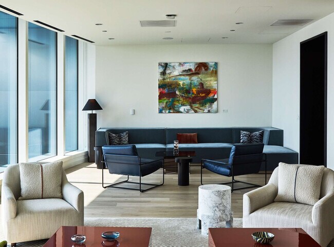 Building Photo - 1000 S Michigan Ave