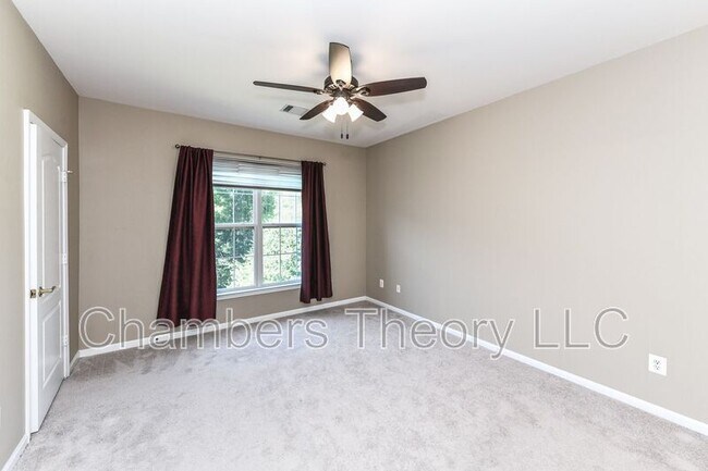Building Photo - 6611 Netties Ln