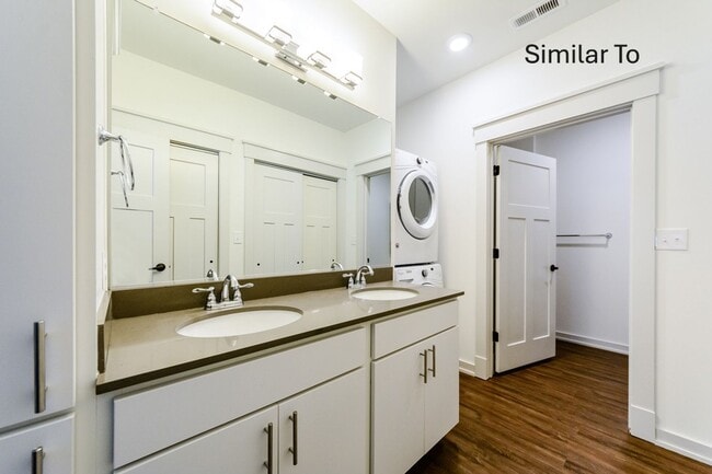 Building Photo - Outer Banks 2 Bd Apartment