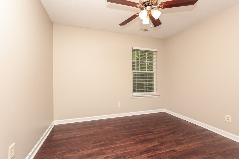 Building Photo - 1501 Chestnut Oak Dr