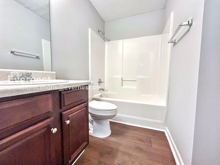 Building Photo - 6826 Derby Ave