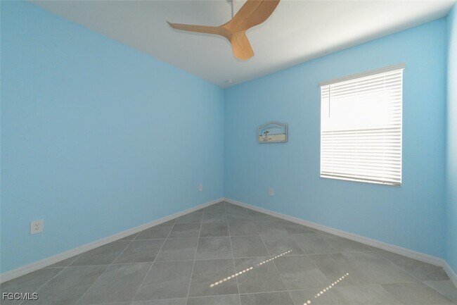 Building Photo - 3983 E Hampton Cir