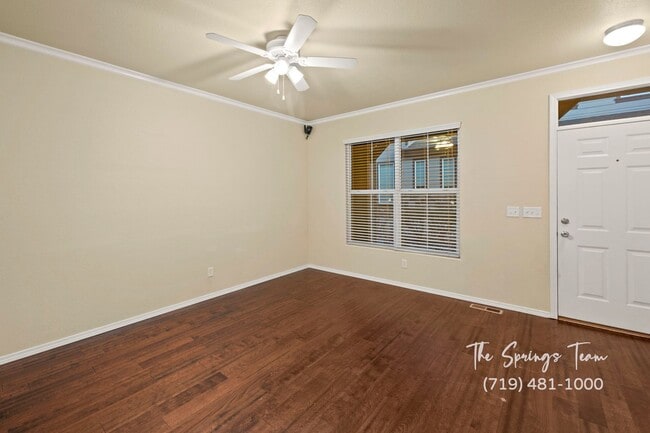 Building Photo - CHARMING 2BD TOWNHOME IN THE VISTAS AT NOR’WOOD - Security Deposit Waiver Available