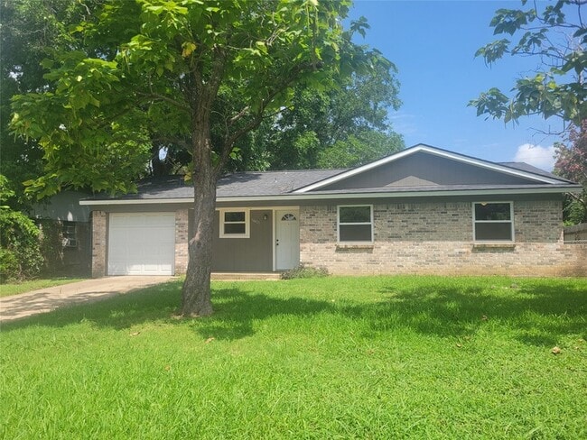 Primary Photo - 14421 Horseshoe Trail