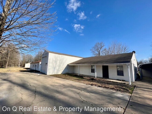 Building Photo - 4 br, 2 bath House - 1306 Barton Lane