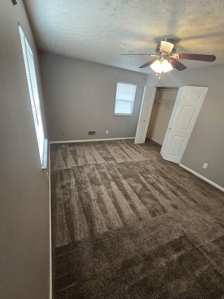 Building Photo - 4216 N Church Way