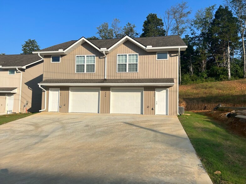 Primary Photo - 239 Keswick Dr