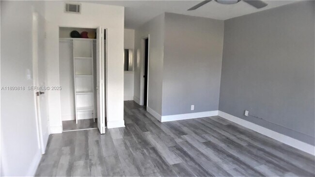 Building Photo - 8101 SW 24th Ct