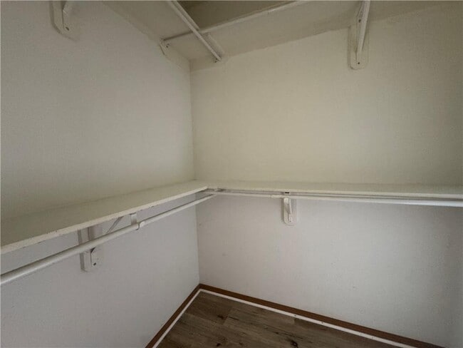 Building Photo - 1302 N 22nd St