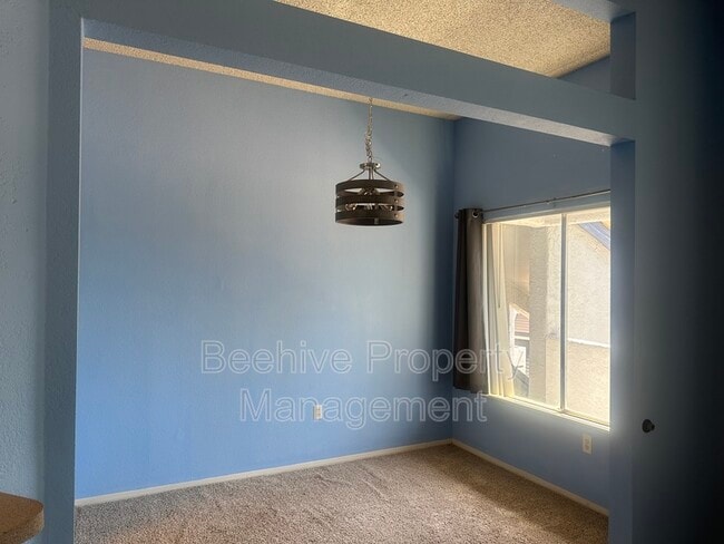 Building Photo - 1331 W Baseline Rd