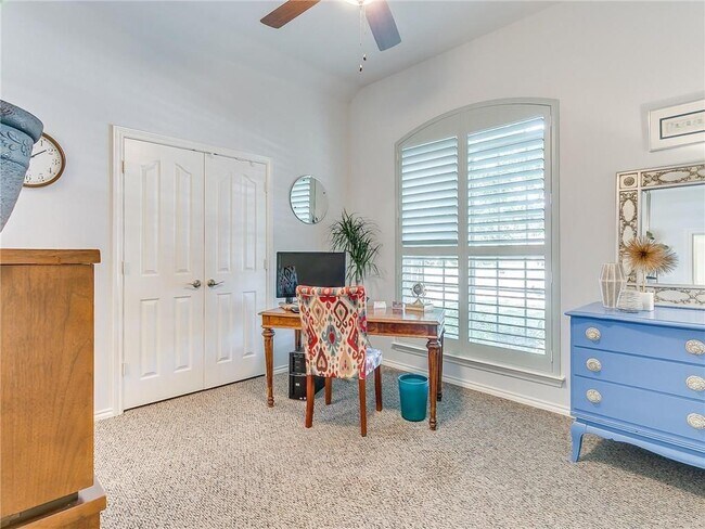 Building Photo - 750 Shady Tree Ct