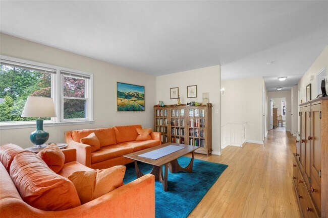 Building Photo - 50 Puritan Dr