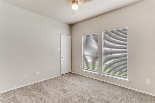 Building Photo - 9705 Hedge Bell Dr