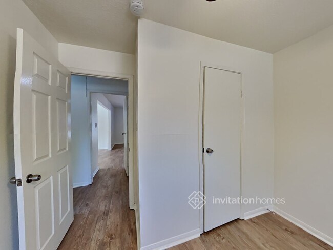 Building Photo - 15135 Tresch Ln