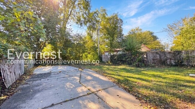 Building Photo - 20244 McCormick St