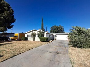 Building Photo - 44514 Stanridge Ave