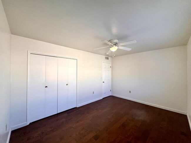 Building Photo - 55+ 2 bedroom 2 bathroom Sun City home for LEASE!
