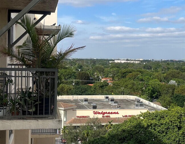 Building Photo - 3590 Coral Wy