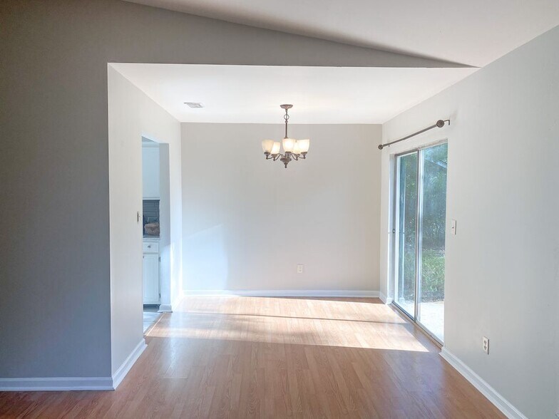 Building Photo - 4508 Zonker Ct
